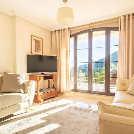 Apartment Premium In With Balcony