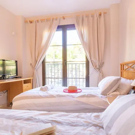 Premium In With Balcony Apartment *